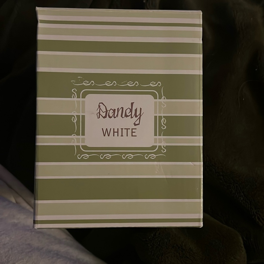 NWT Authentic Scentsy Plug-In Wax Melt. NEVER BEEN USED